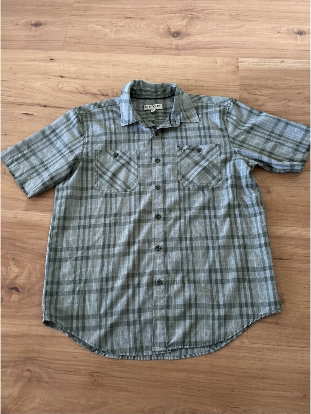 Orvis Men's Short Sleeve Button Up Shirt Green Gray Plaid Hiking Fishing Size L